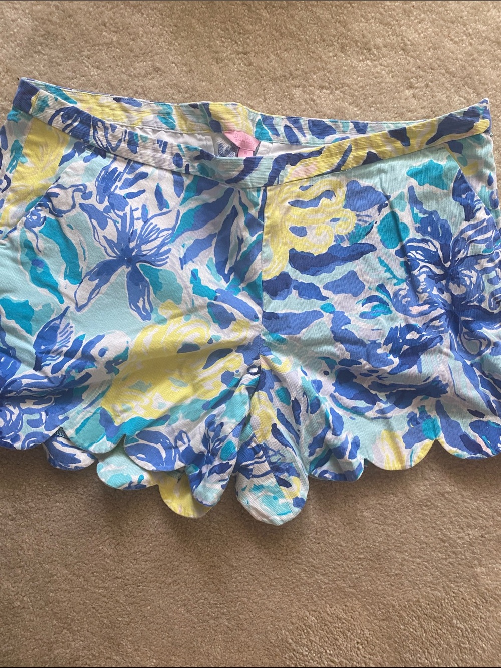 Lilly Pulitzer size 16 buttercup shorts
